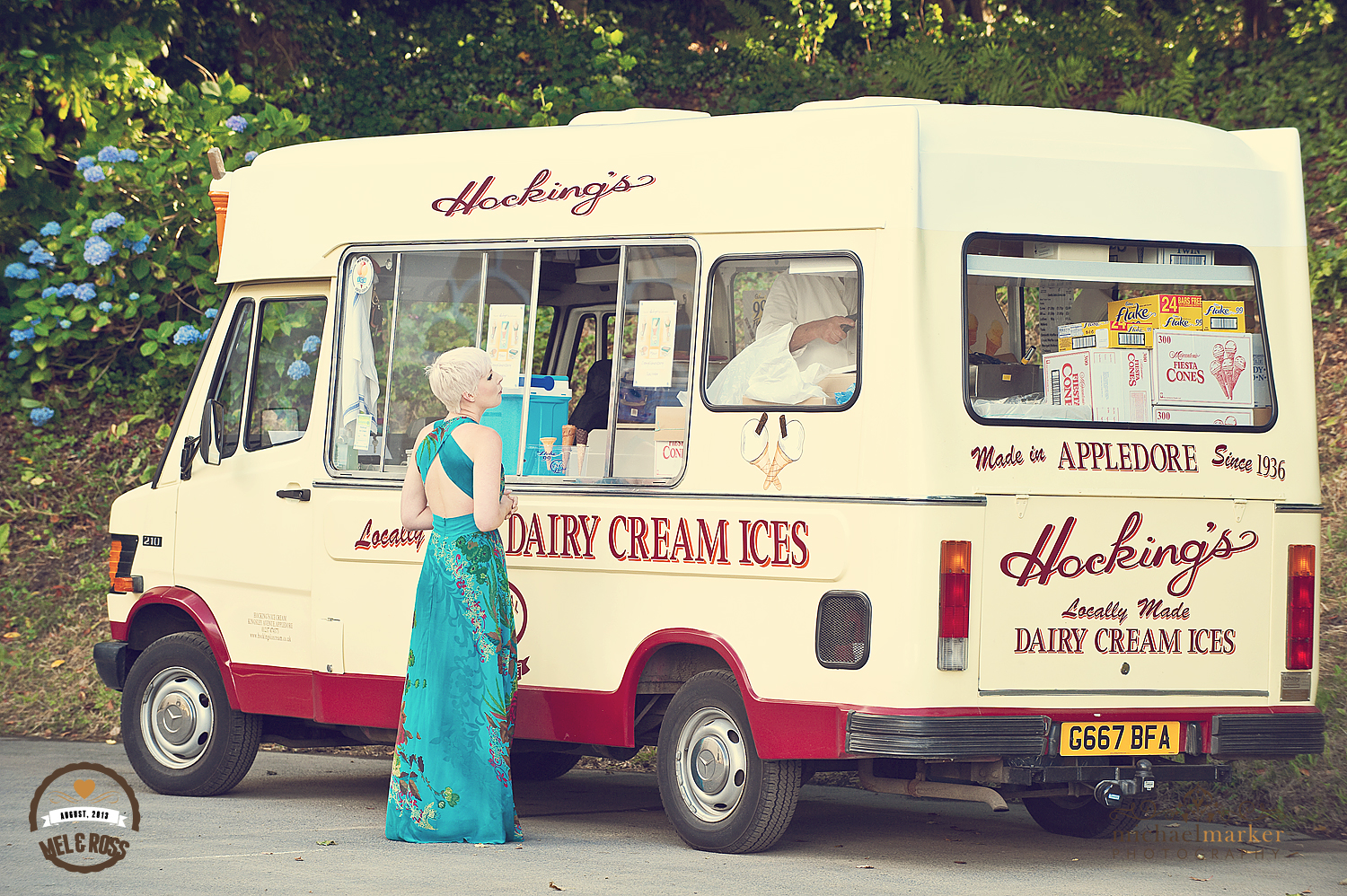 Vintage Ice cream van at North Devon wedding