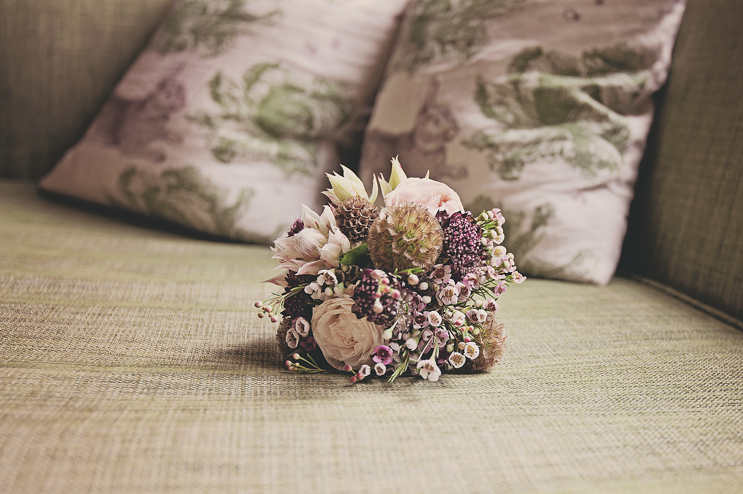 Country pink rose wedding bouquet by Amanda Randell florist at Hotel Endsleigh in Devon.