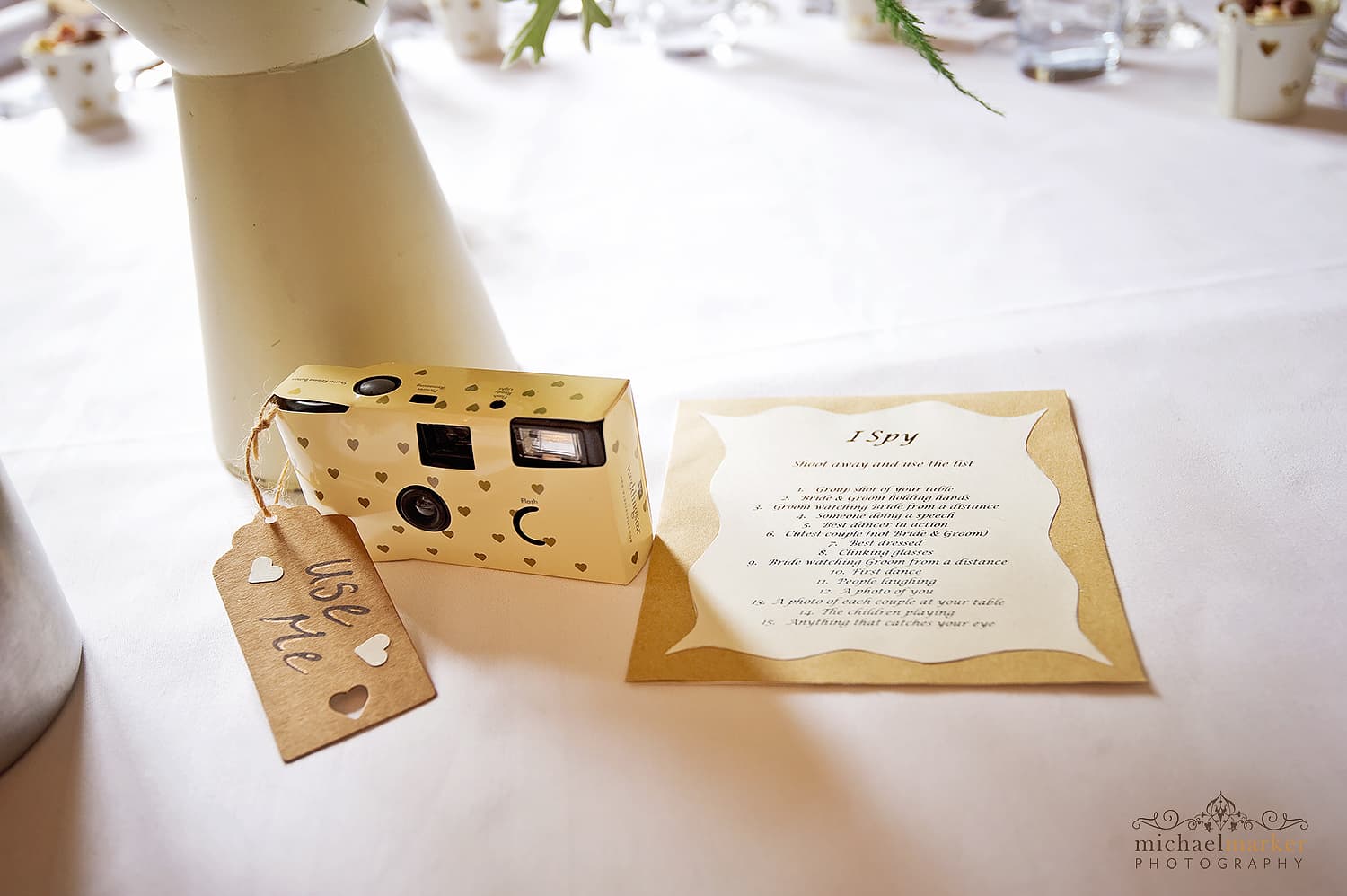 i spy wedding table decoration