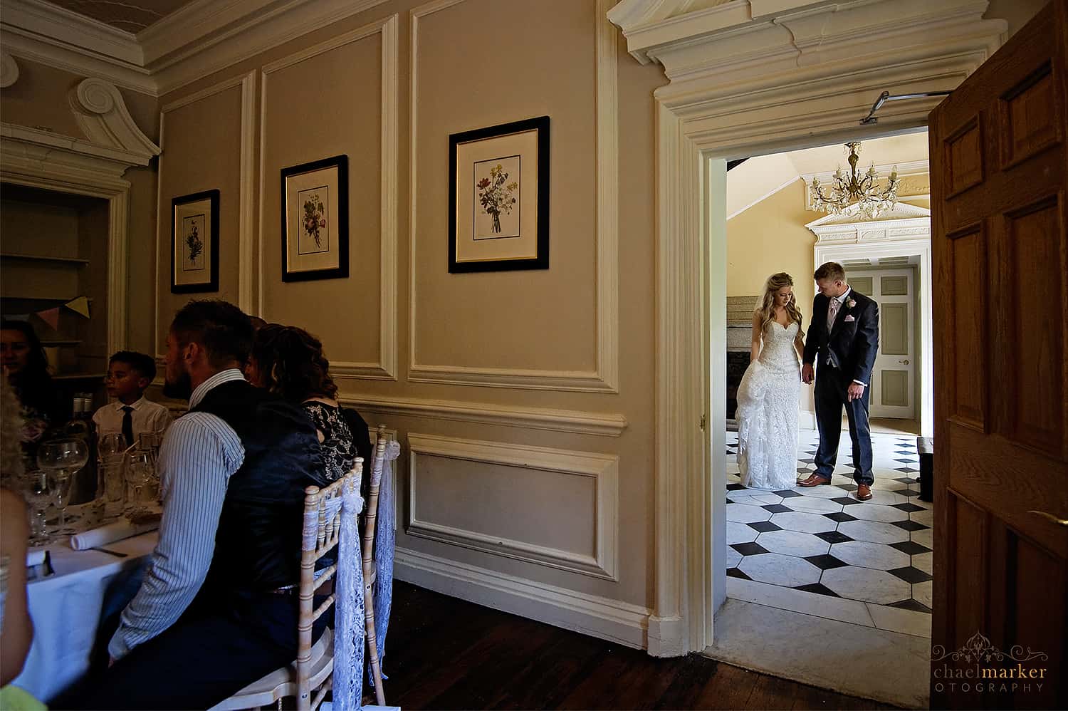 making-an-entrance-at-langdon-court-wedding