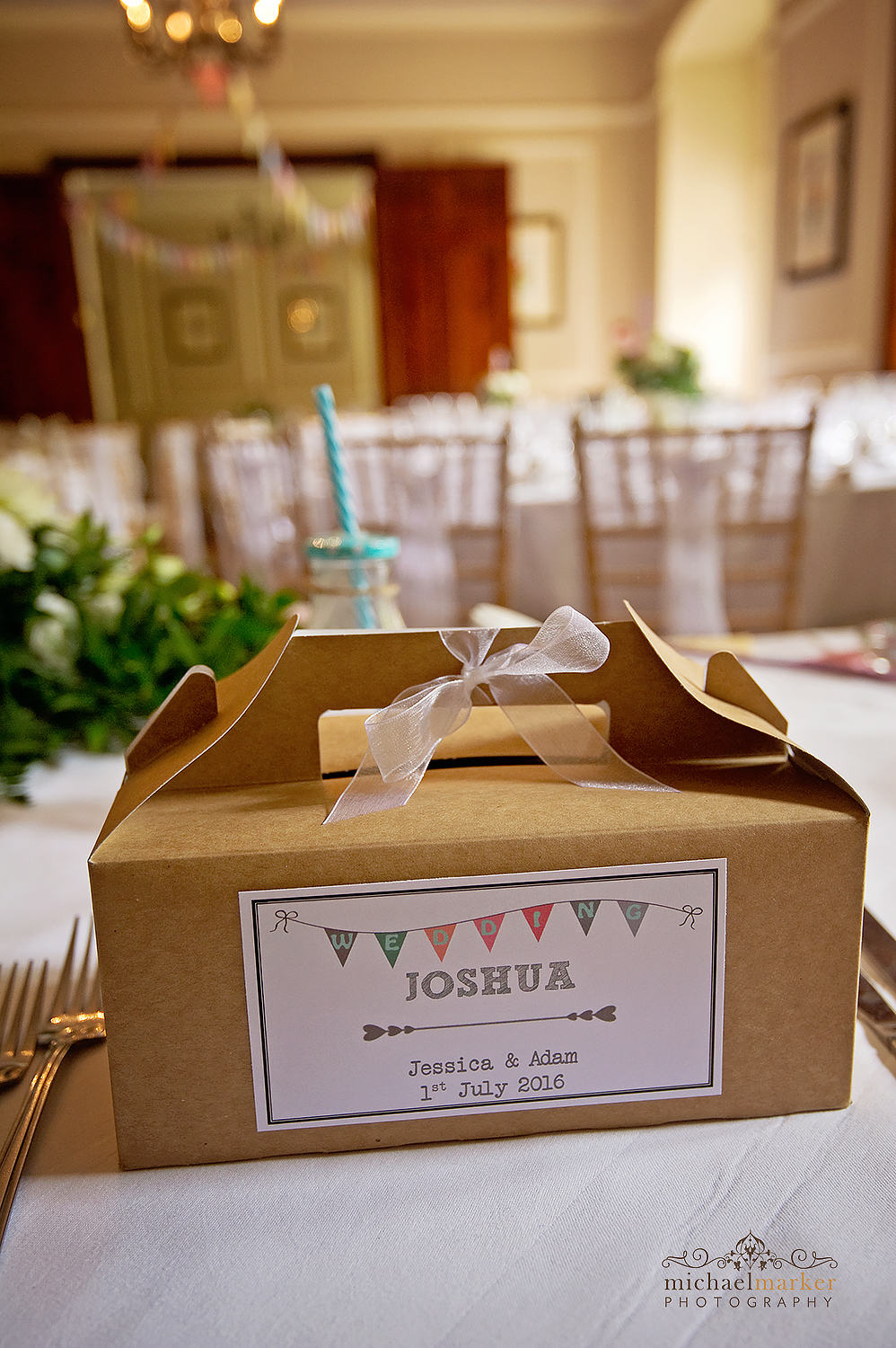 Chidrens table favour box