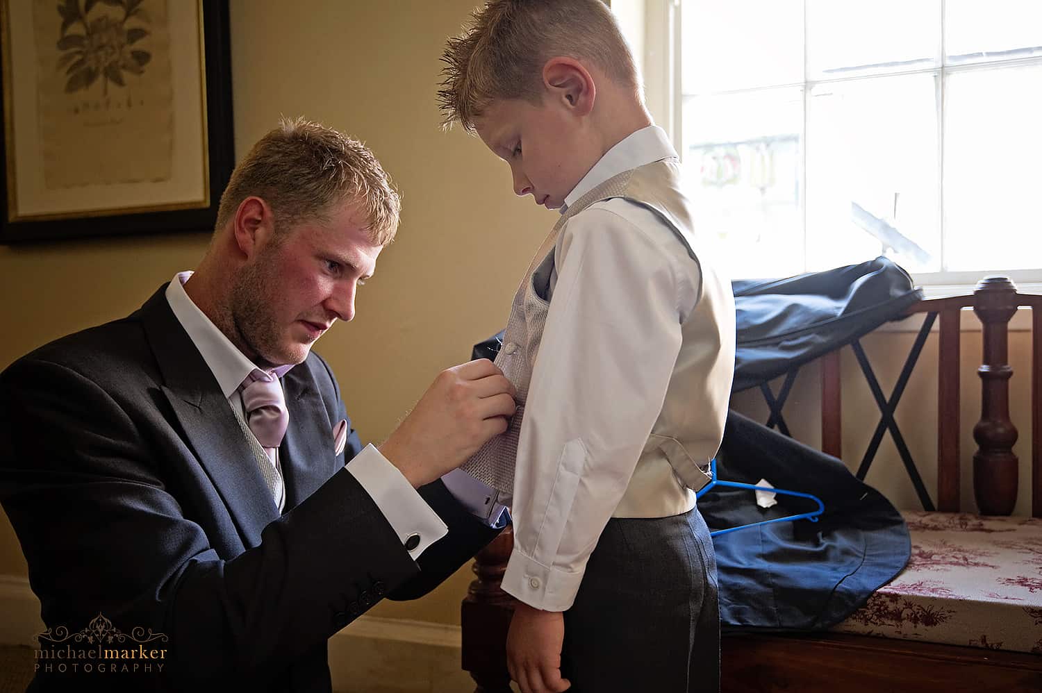 pageboy-getting-ready